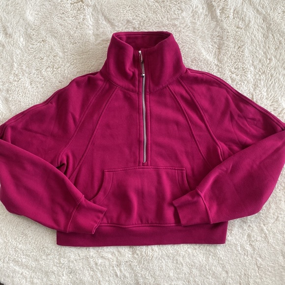 ❤️ Lululemon Scuba Oversized Funnel Neck in Wild Berry NWT Size XS/S - Picture 1 of 8